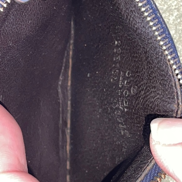 Authentic Gucci Coin purse - Picture 6 of 6